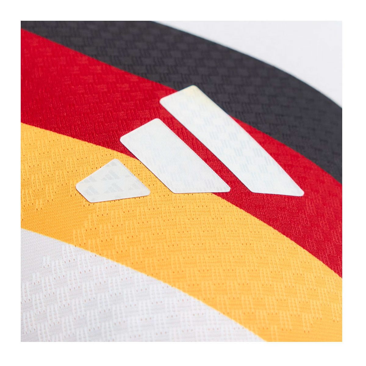 Playera Seleccion Alemania Mundial 2026 Version Jugador (Manga Corta)